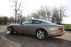 1997 Jaguar XK8 Coupe - 11